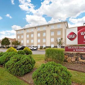 Best Western Plus Crossroads Inn & Suites